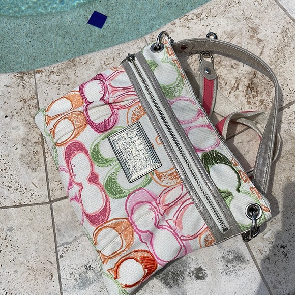 Coach Poppy Dream “C” Hippie Scribble Hobo/Satchel/Crossbody Bag
17049 - Picture 9 of 14